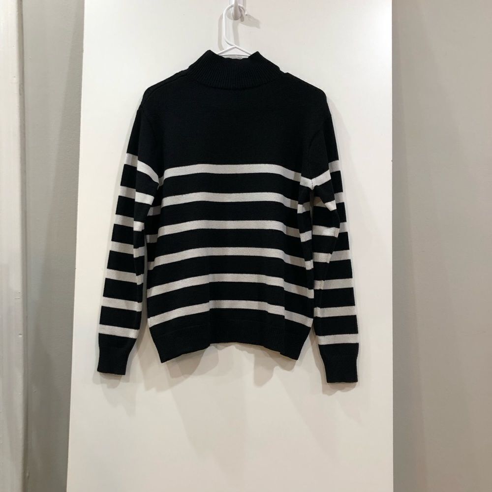 Sweater, Pullover Mock, Black/Ivory Tan, Size L - Picture 9 of 9